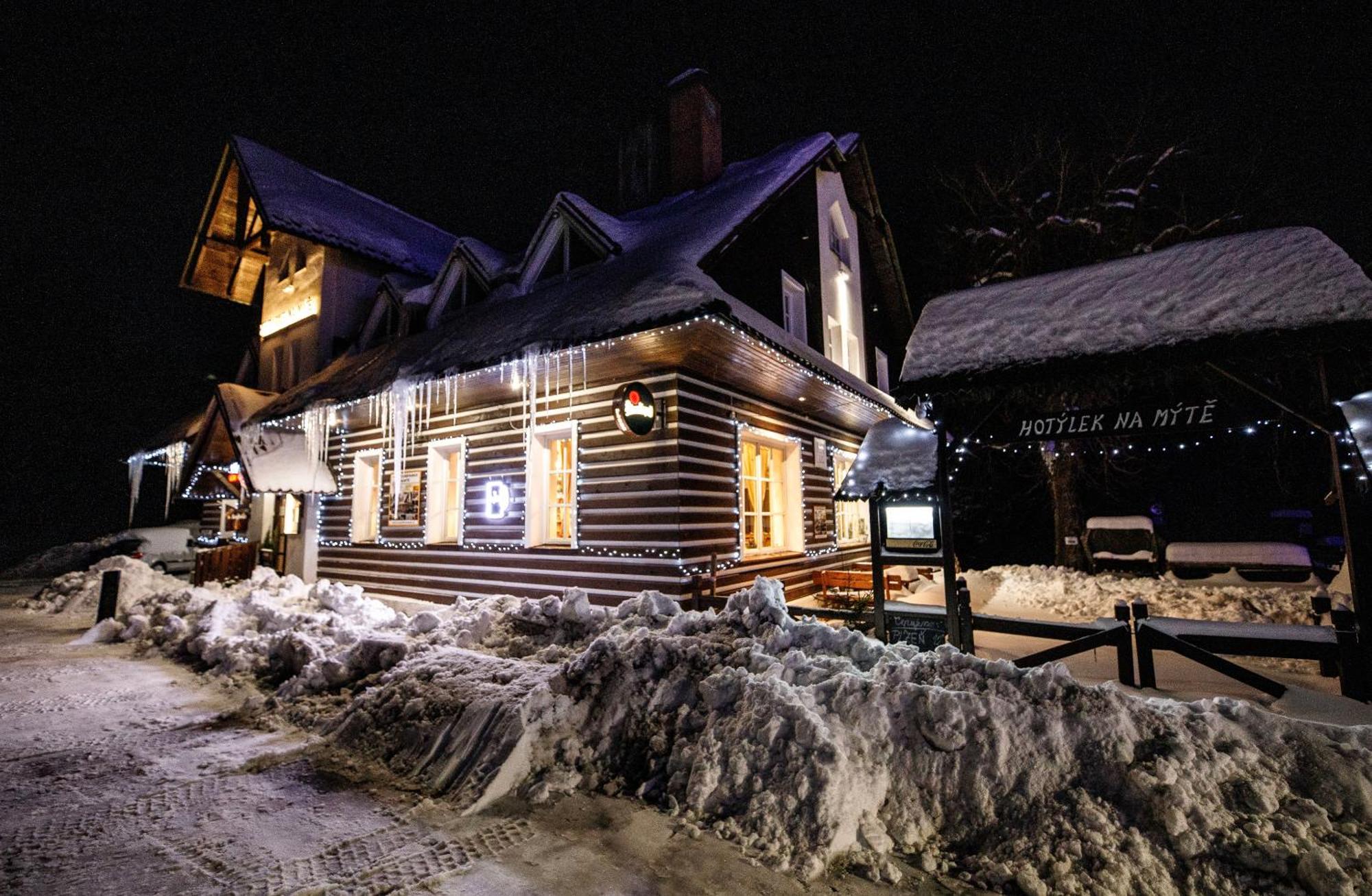 Hotylek Na Myte Hotel Harrachov Exterior foto